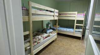Гостиница Hostel "Pioner" Стерлитамак Кровать в общем четырехместном номере для мужчин и женщин-3